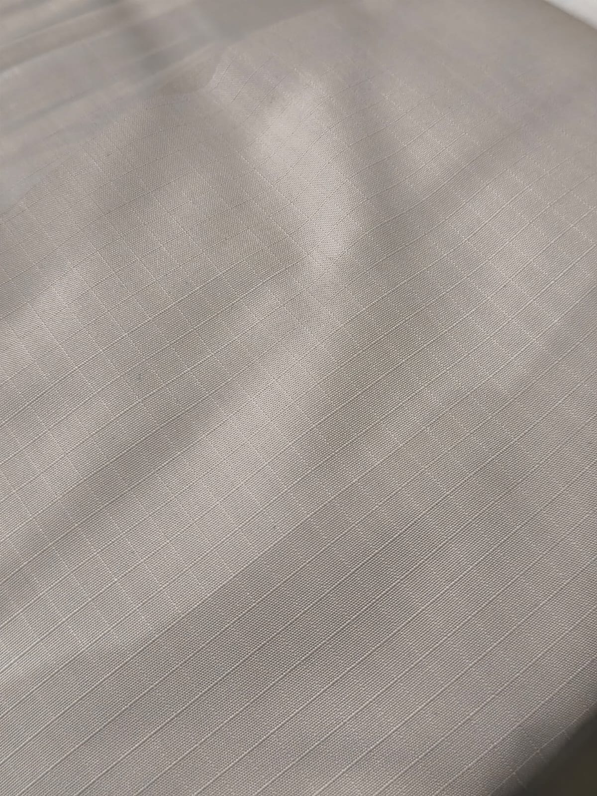 Gambar 1. Granmax Tropical Kode C001 Warna Abu Semen Part 1