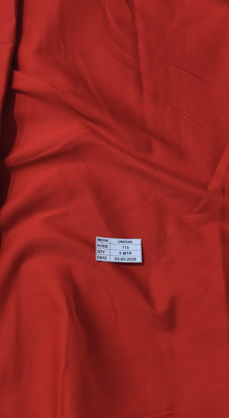 Gambar 1. Unione Kode 715 Warna Merah Part 1