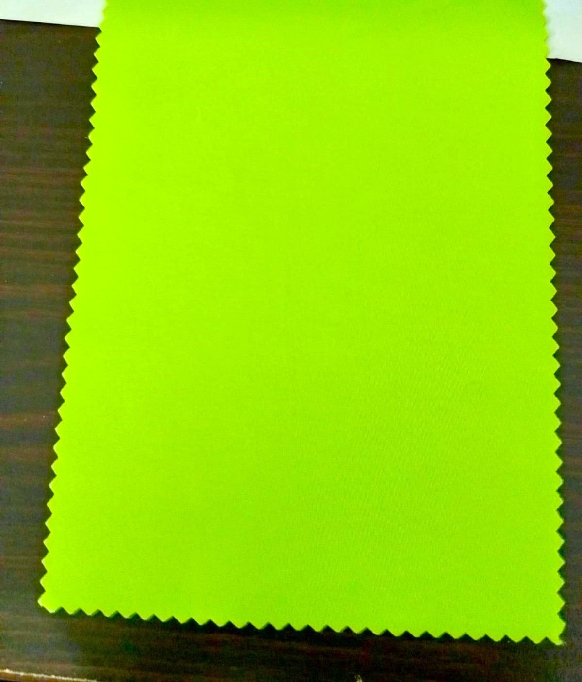 Gambar 1. Water Repellent Warna Kuning Neon Part 1