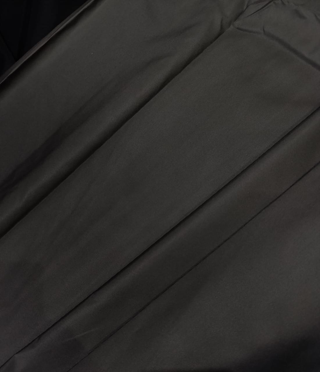 Gambar 1. Milky Taslan Kode 25 Warna Abu Tua Part 1