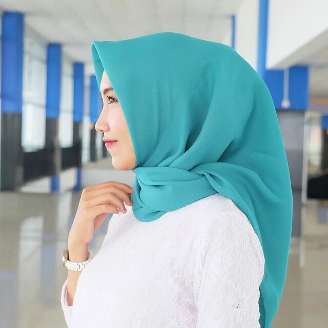 Tren Warna Hijab Hijau dan biru mint