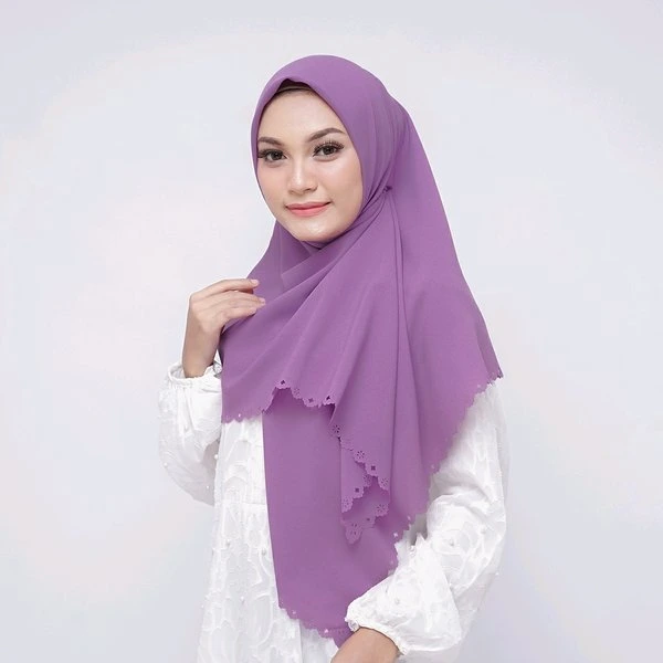 Tren Warna Hijab Lavender
