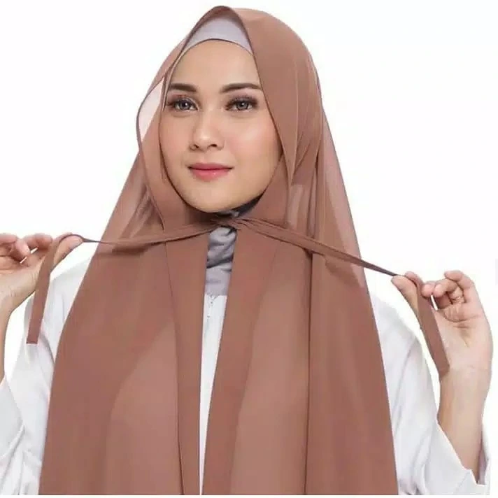 Tren Warna Hijab Pastel coklat susu 