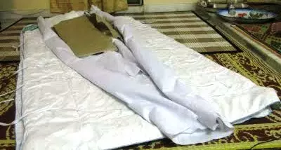 Kain Mori di gunakan untuk pembungkus jenazah