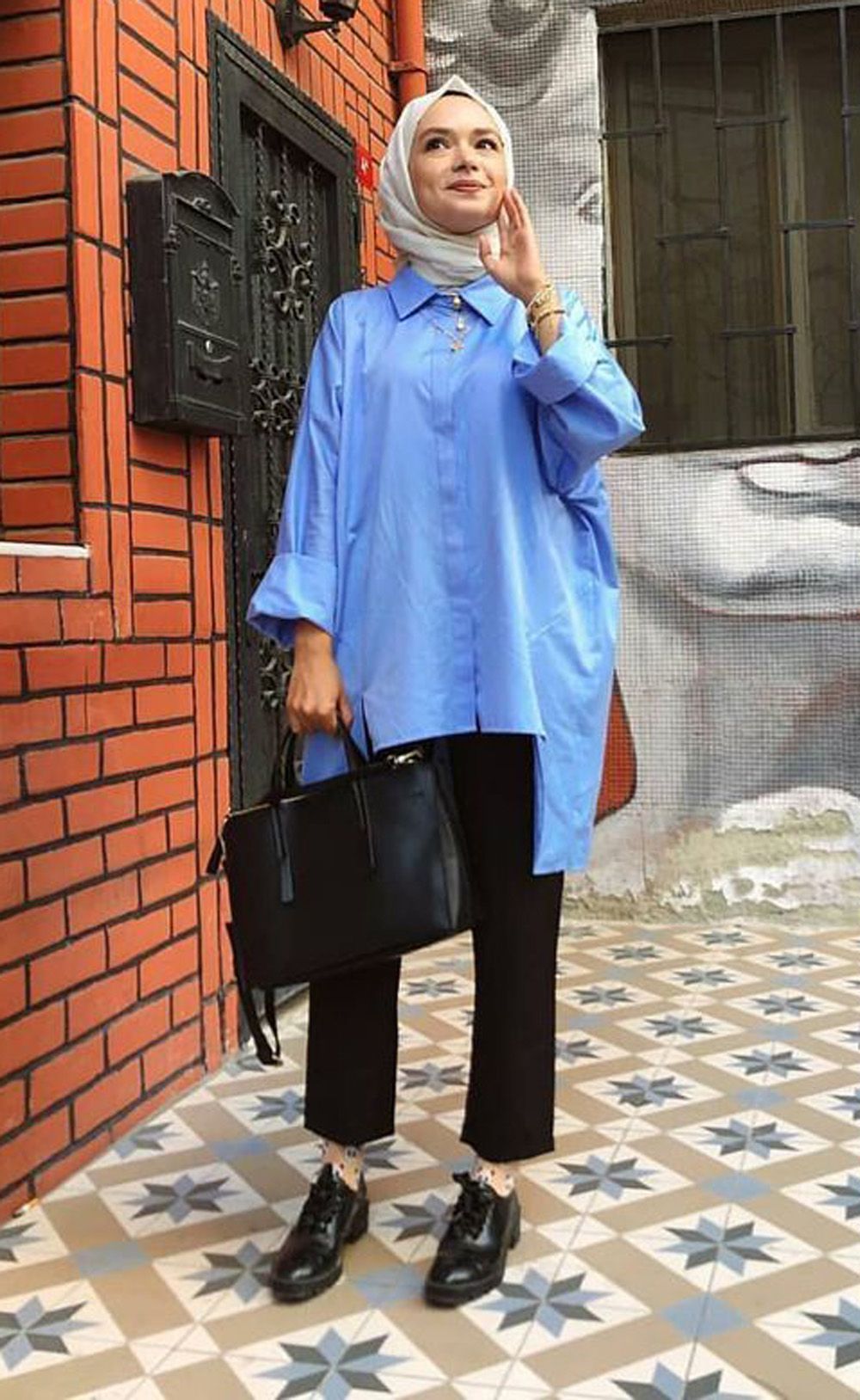 outfit biru langit